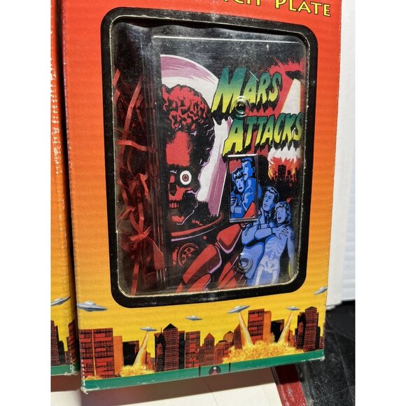 3 New! Mars Attacks Lightswitch Plate Primal Lite Inc 1996 Lot Alien, UFOs  MIB! - Picture 4 of 5